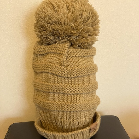 C.C Beanie color Tan - Picture 2 of 2